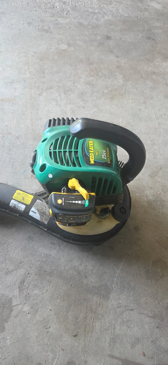 WEED EATER 25cc Gas Blower - photo 2