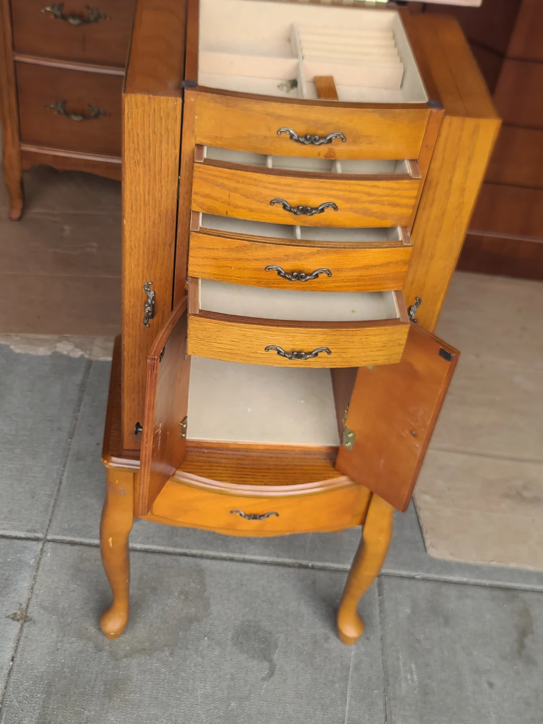 Vintage Oak Standing Jewelry Armoire - photo 3