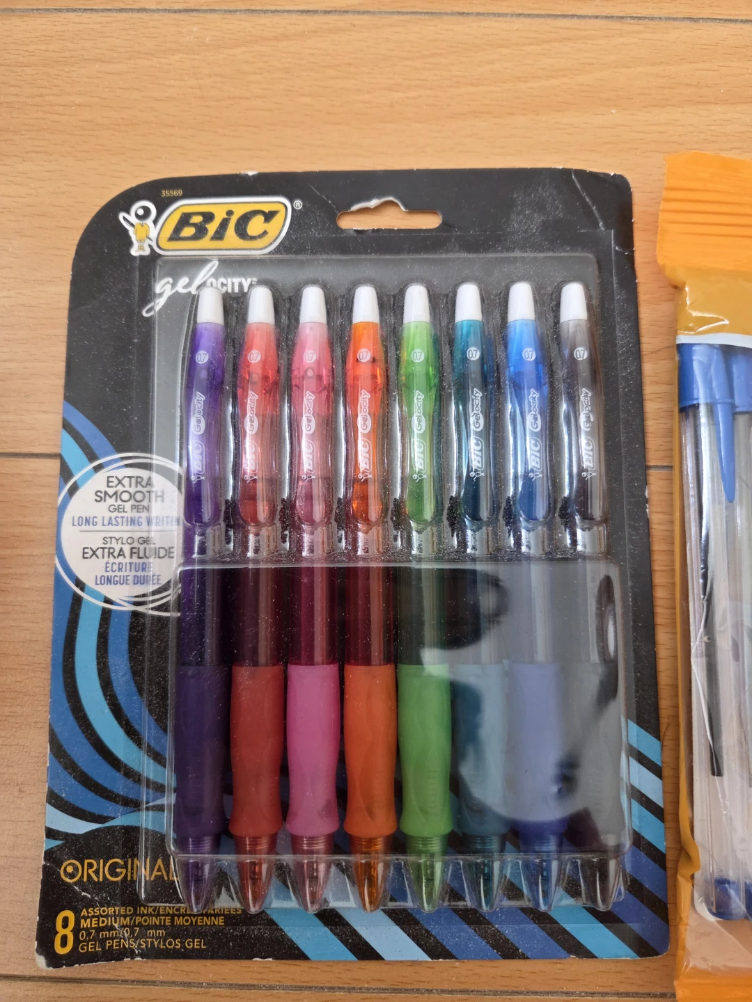 2 packs of bic ballpoint and gel pens  and pack of bic wite outs - photo 2