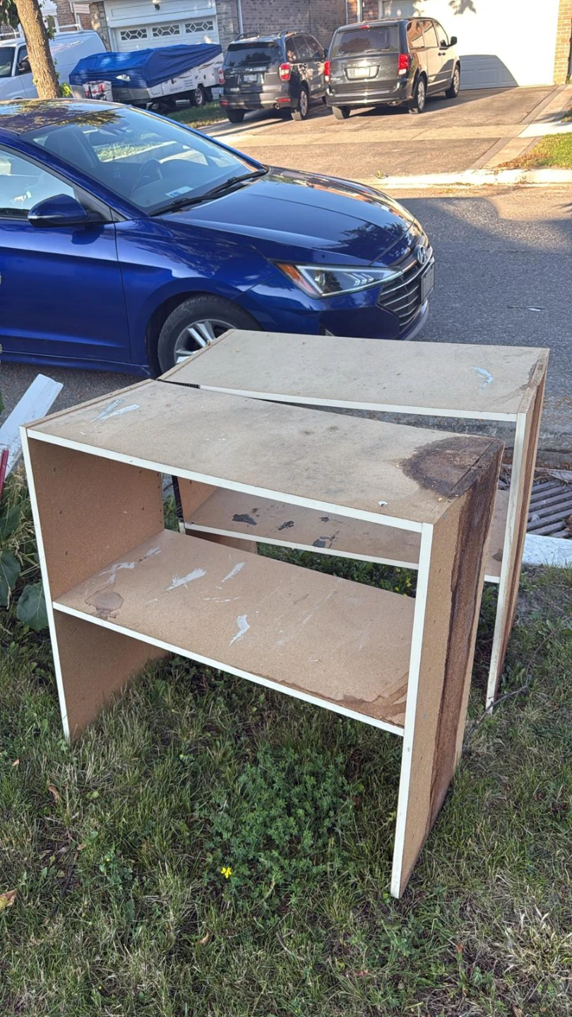 Free wooden shelves - photo 4