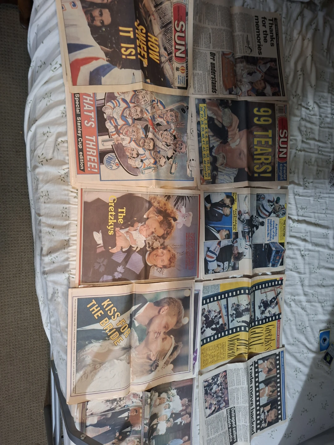 Collection of Edmonton Oilers and Wayne Gretzky Newspapers