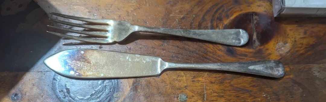 Vintage Silver Plated Butter Knife and Fork Set - photo 5