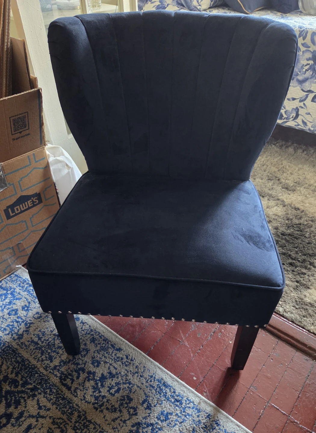 Free Slipper Chair - photo 2