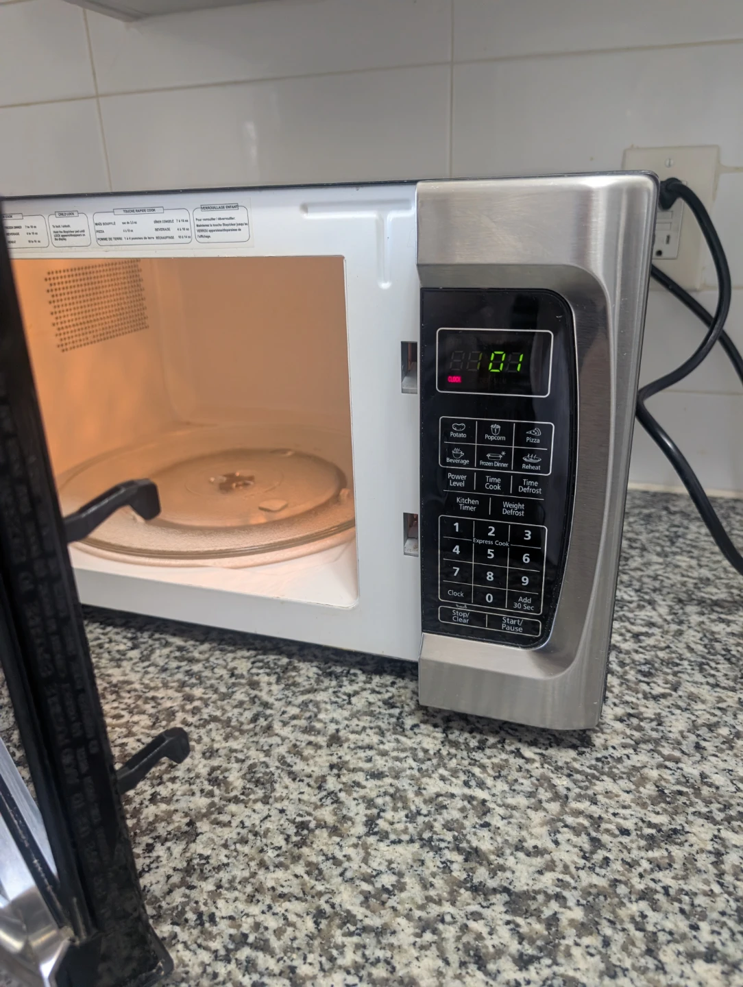 RCA Stainless Steel Microwave