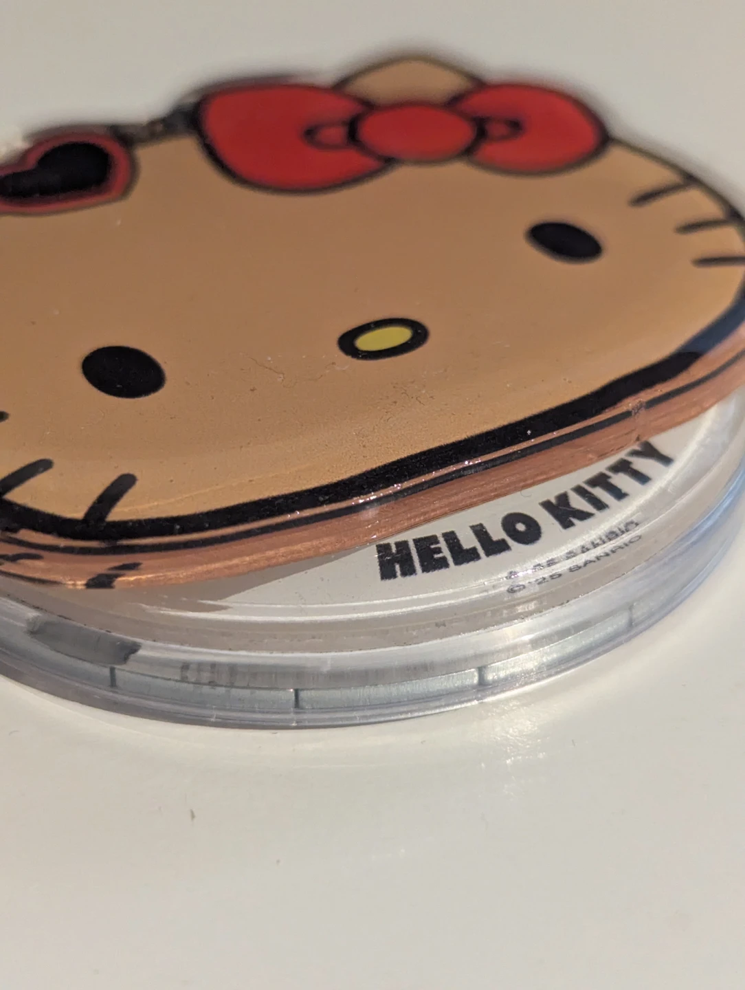Hello Kitty magnetic pop socket phone grip/stand - photo 2