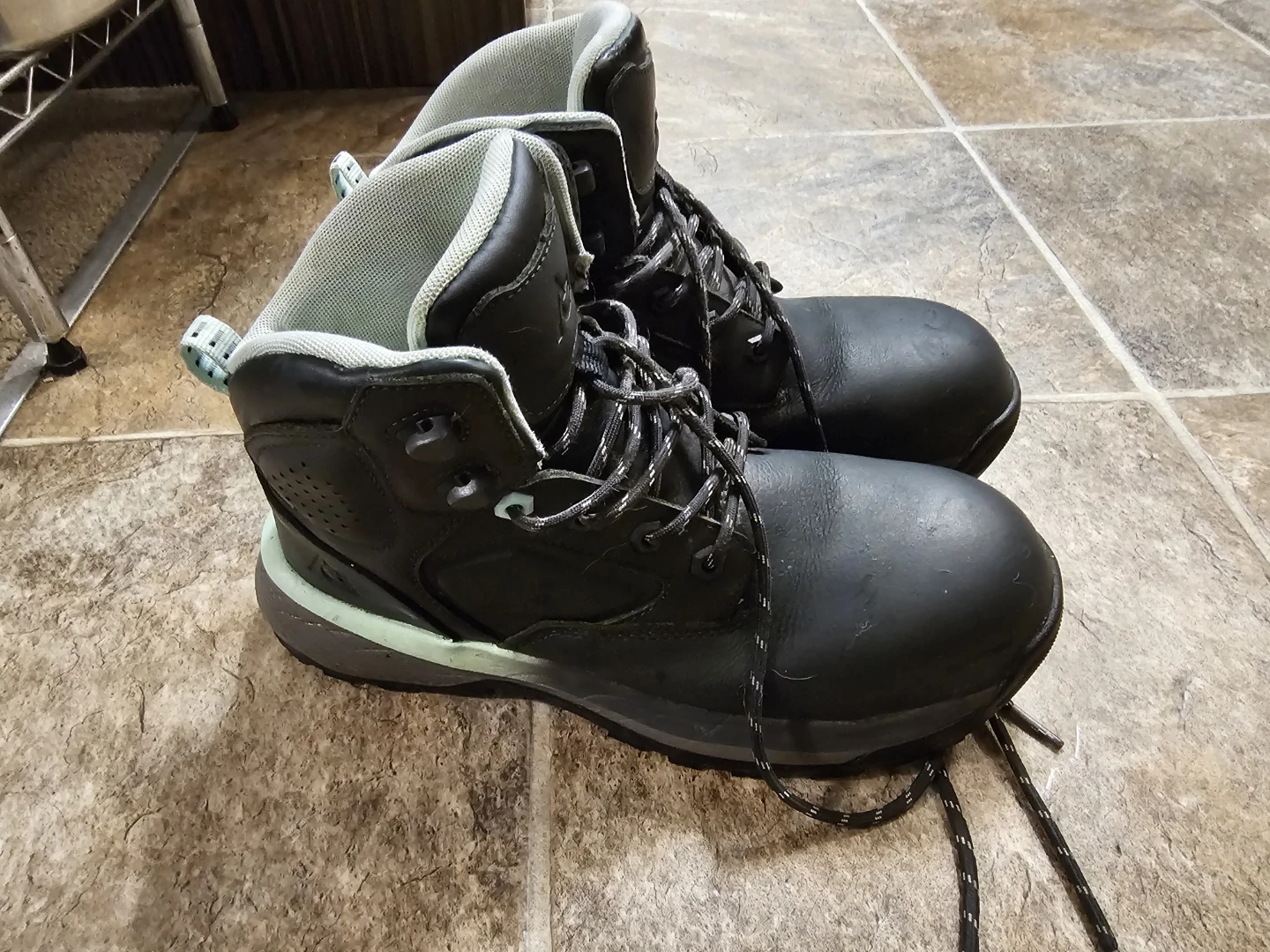 Womens steel toe 8.5 - photo 2