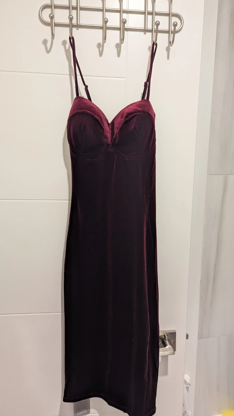 Red velvet cocktail dress - photo 2