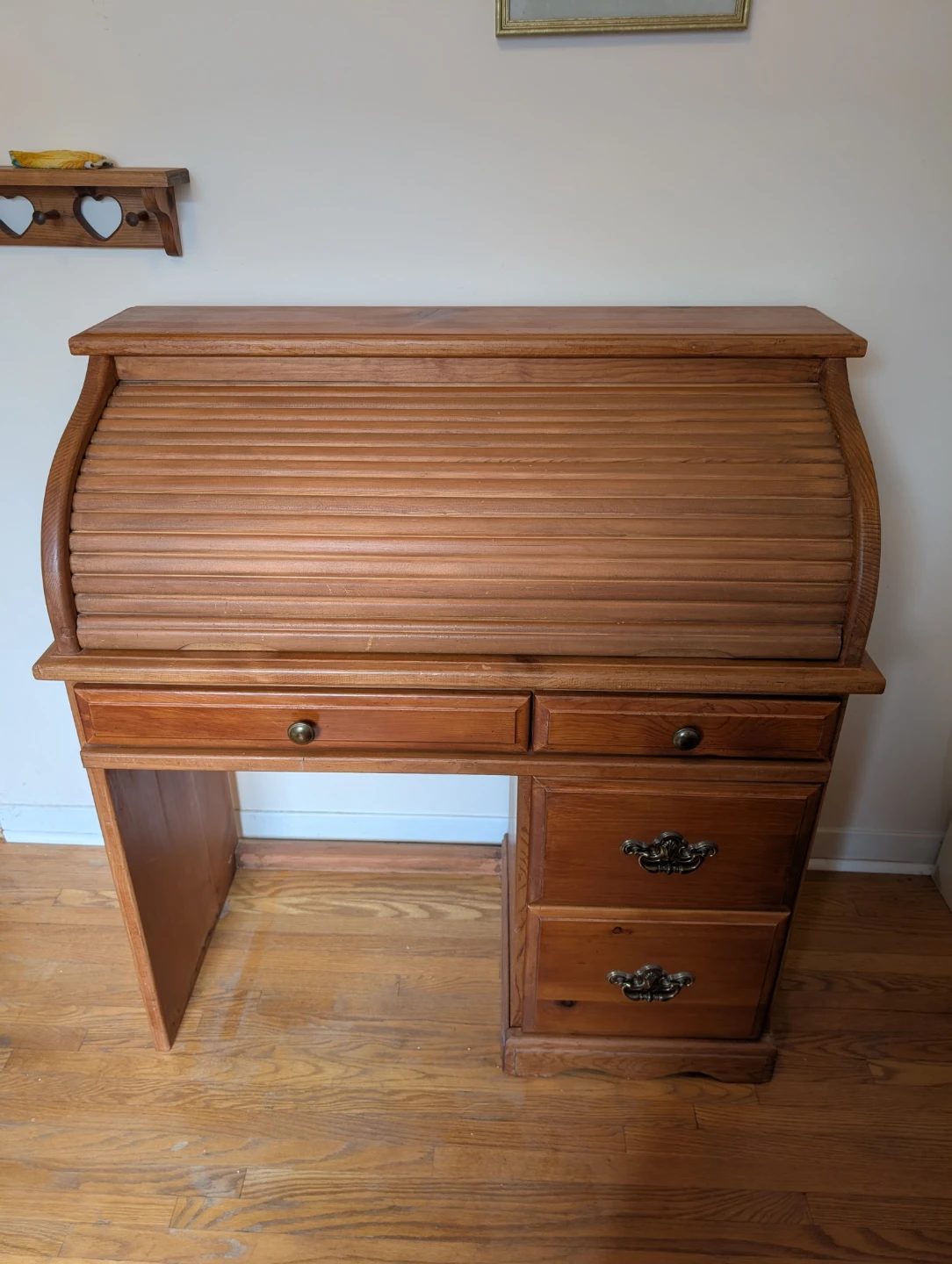 🪵 Solid Wood Roll-Top Desk – Excellent Condition – $250 OBO - photo 2