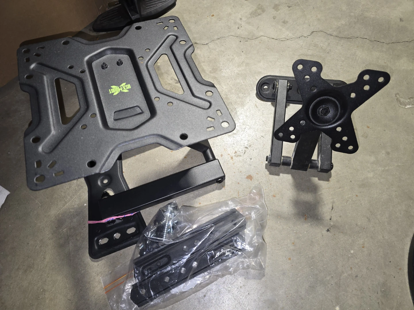 Monitor mount - photo 3
