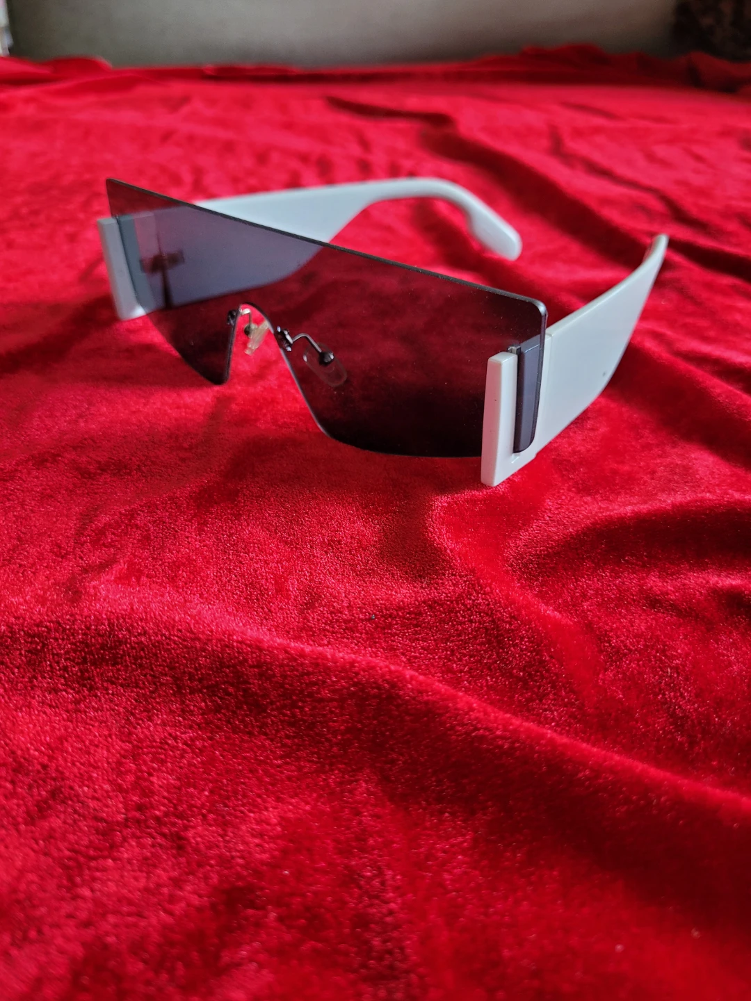 White Framed Wrap Around Sunglasses - photo 5