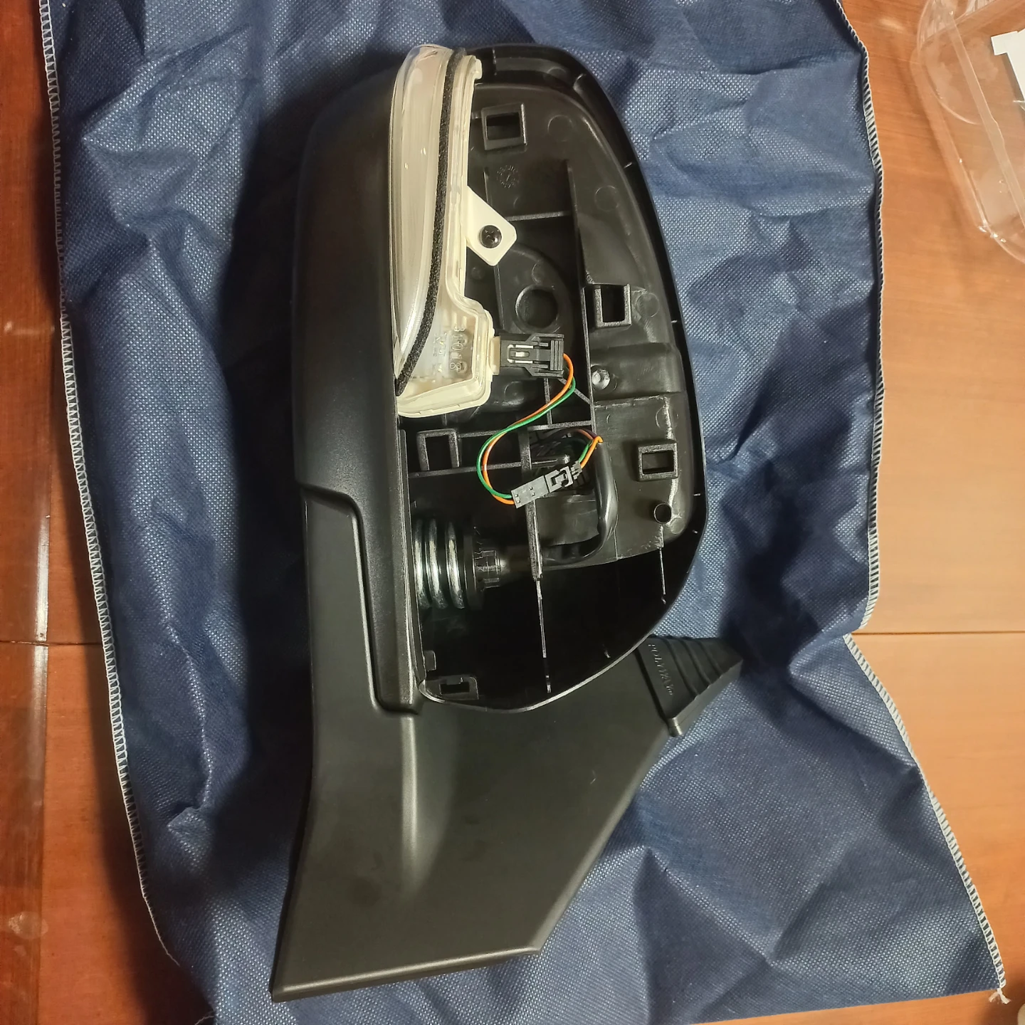 Brand New Mazda CX-9 (1st Gen) Passenger Side Mirror Assembly - photo 2