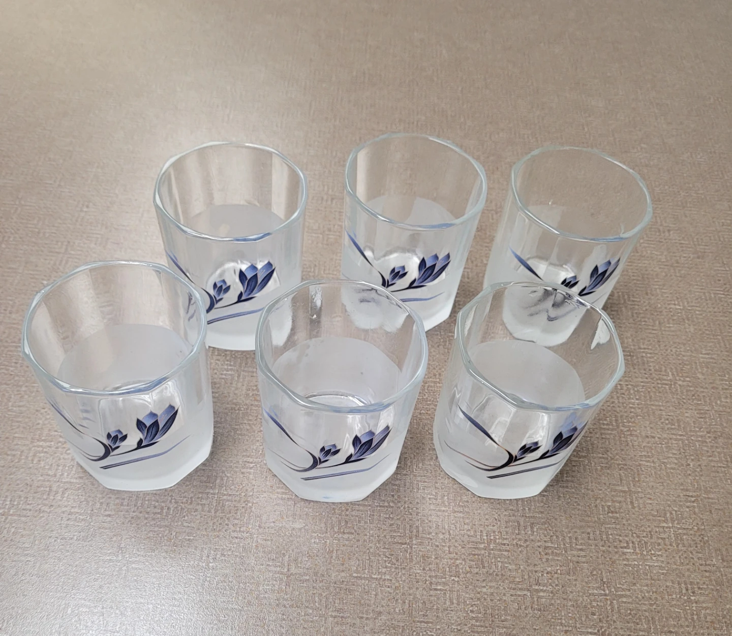 Set of 6 Glasses with Blue Floral Design