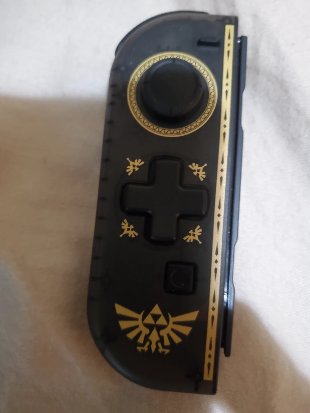 HORI Nintendo Switch Zelda D-Pad Controller (L) and Case - photo 3
