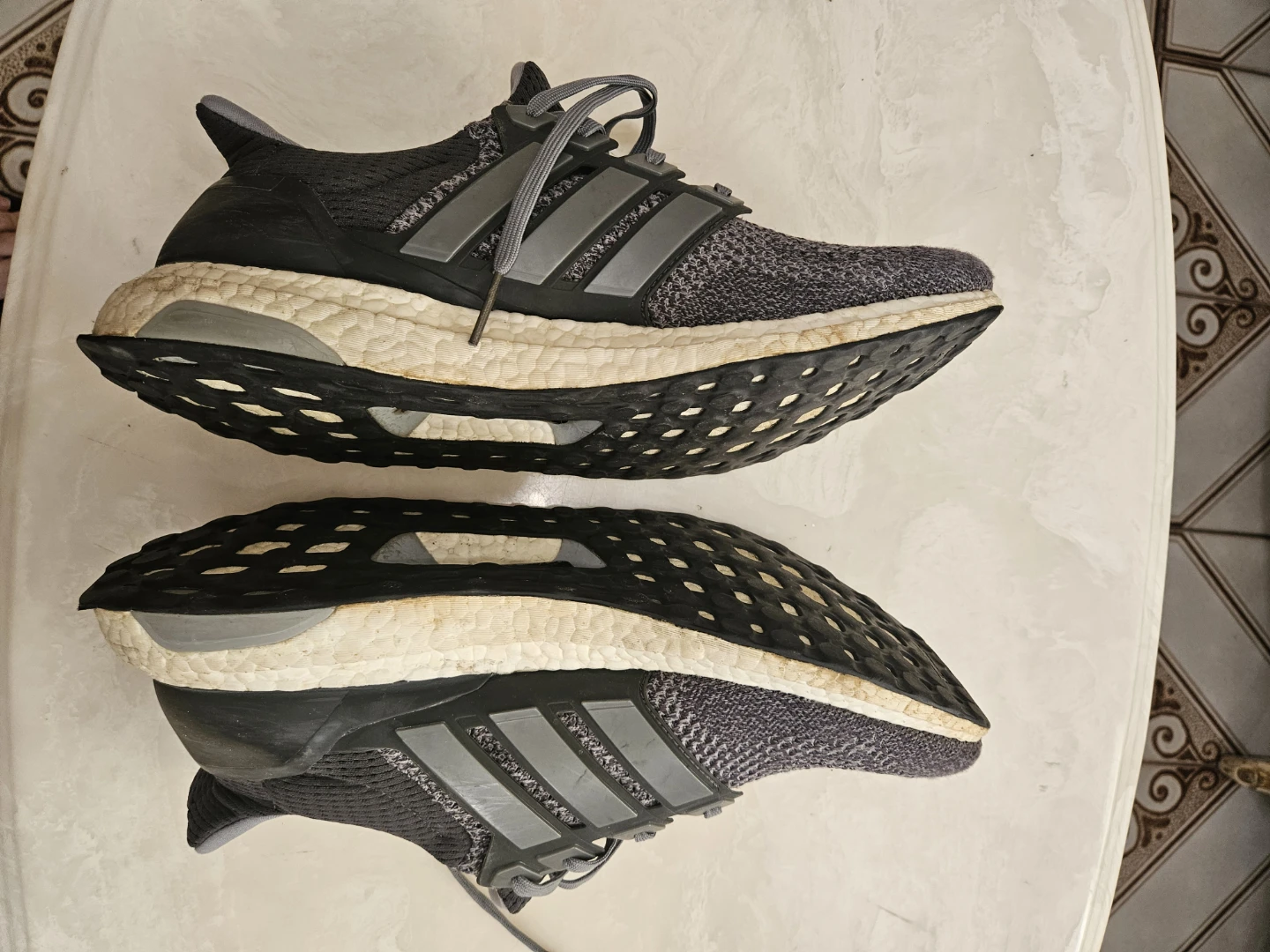Mens Adidas Ultraboost 1.0 sneakers size 13 - photo 3