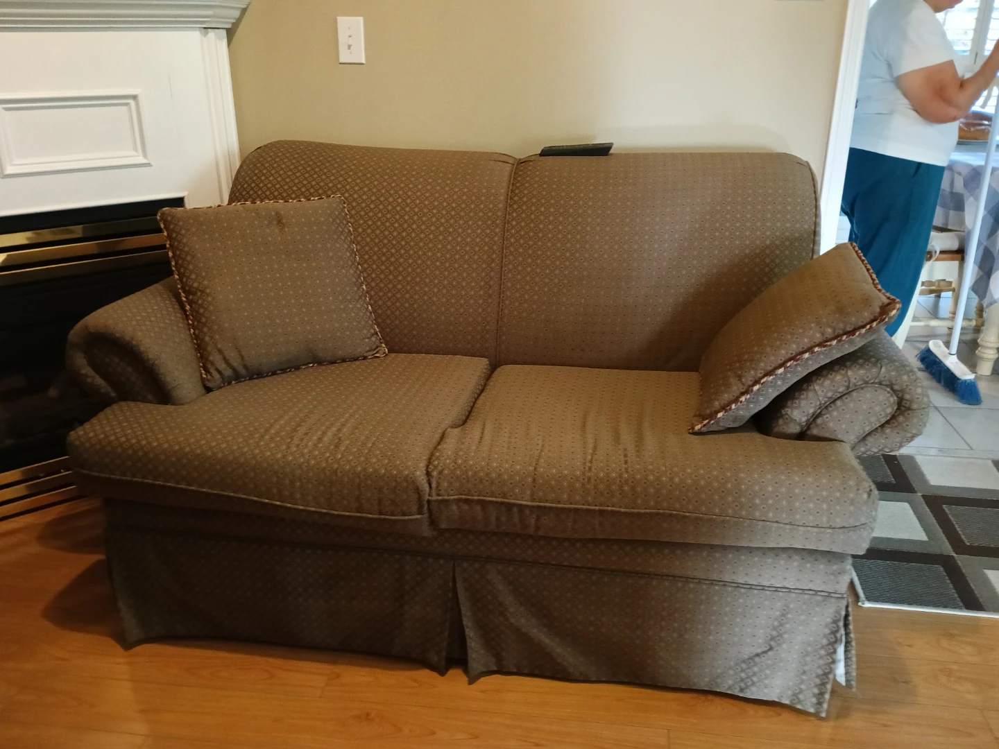 Brown patterned loveseat sofa