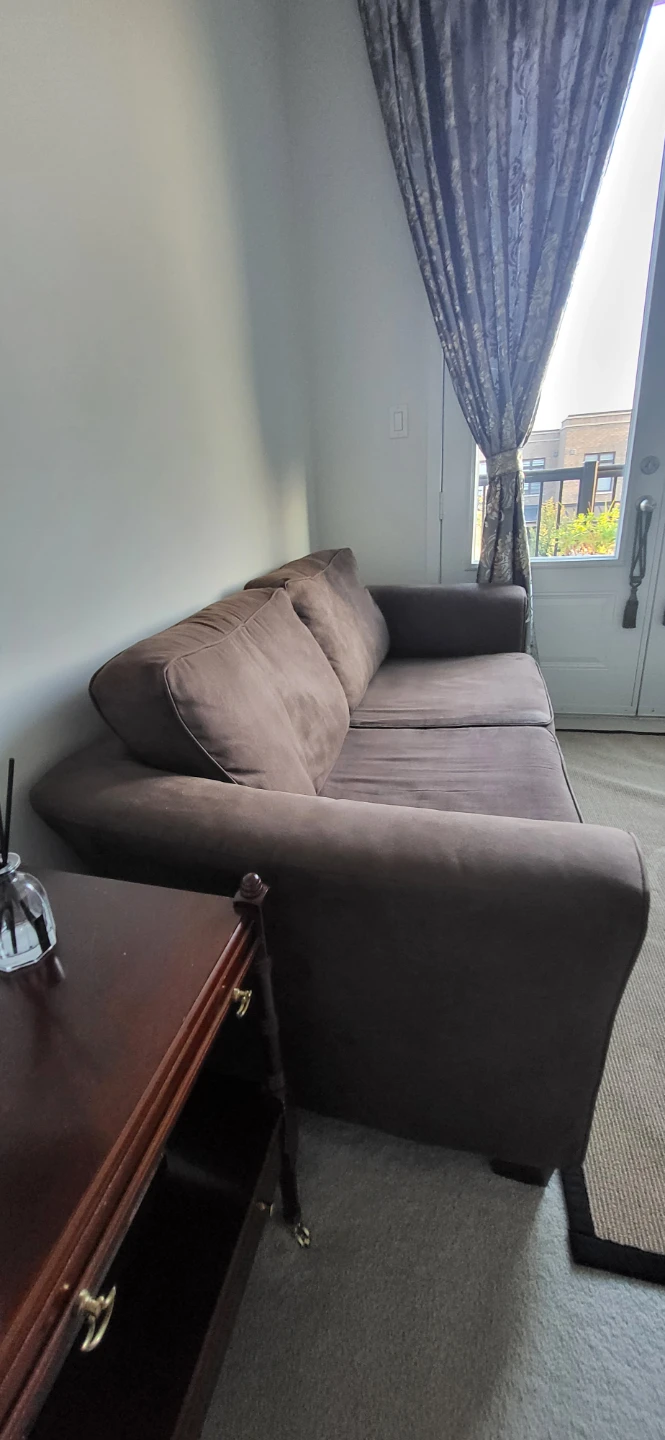 IKEA 2-Seat Sofa – Brown Microfiber – Excellent Condition - photo 4
