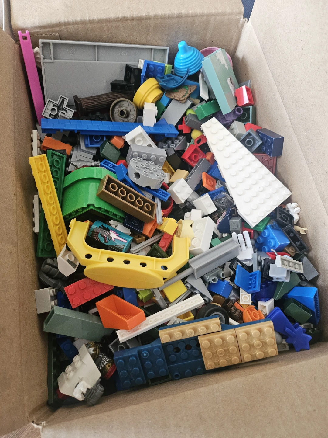 Huge Building blocks lot (NOT Lego)