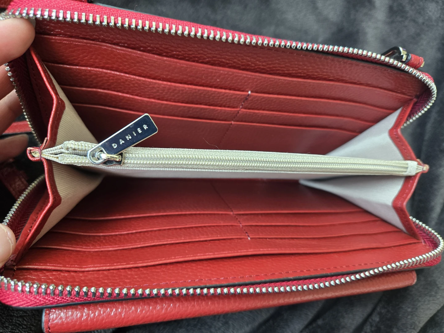 DANIEL Red Leather Wallet with Strap - photo 3