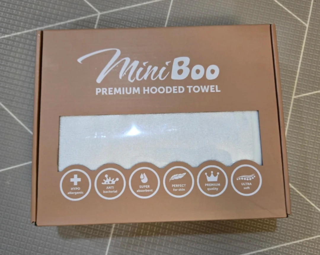 MiniBoo Premium Hooded Towel