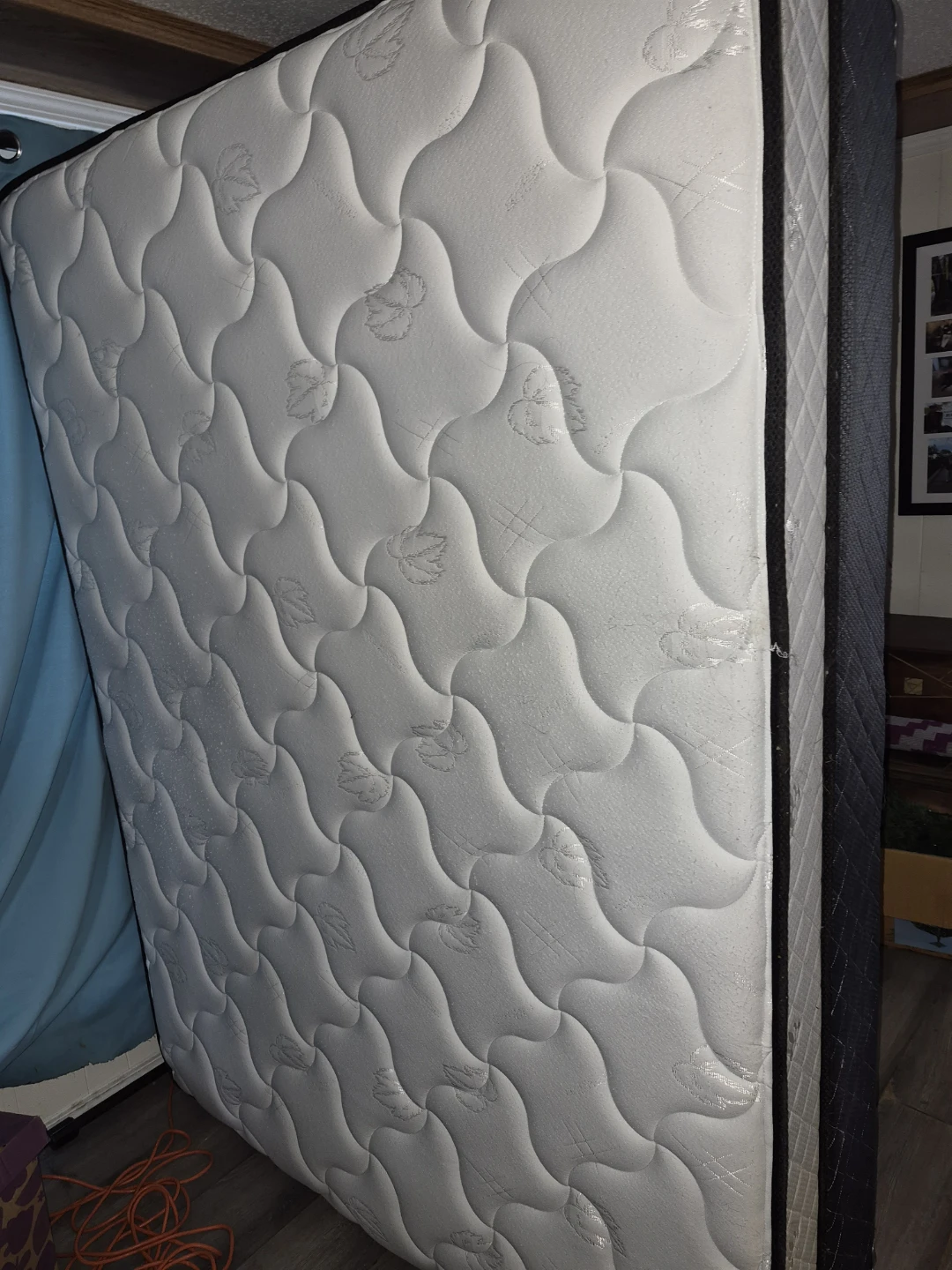 Queen Size Mattress and box spring