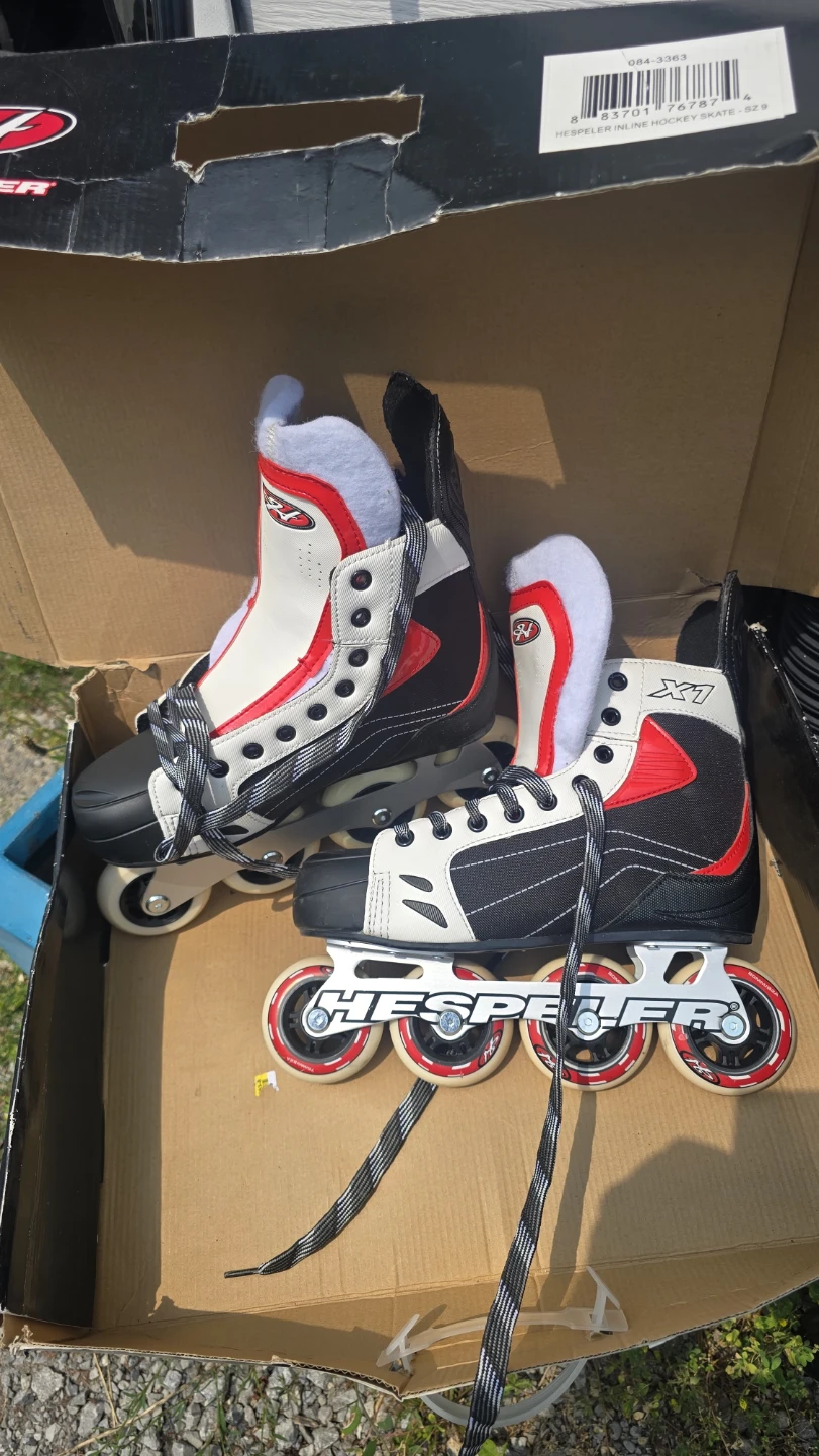 Hespeler X1 Inline Skates with Protection Gear - photo 2
