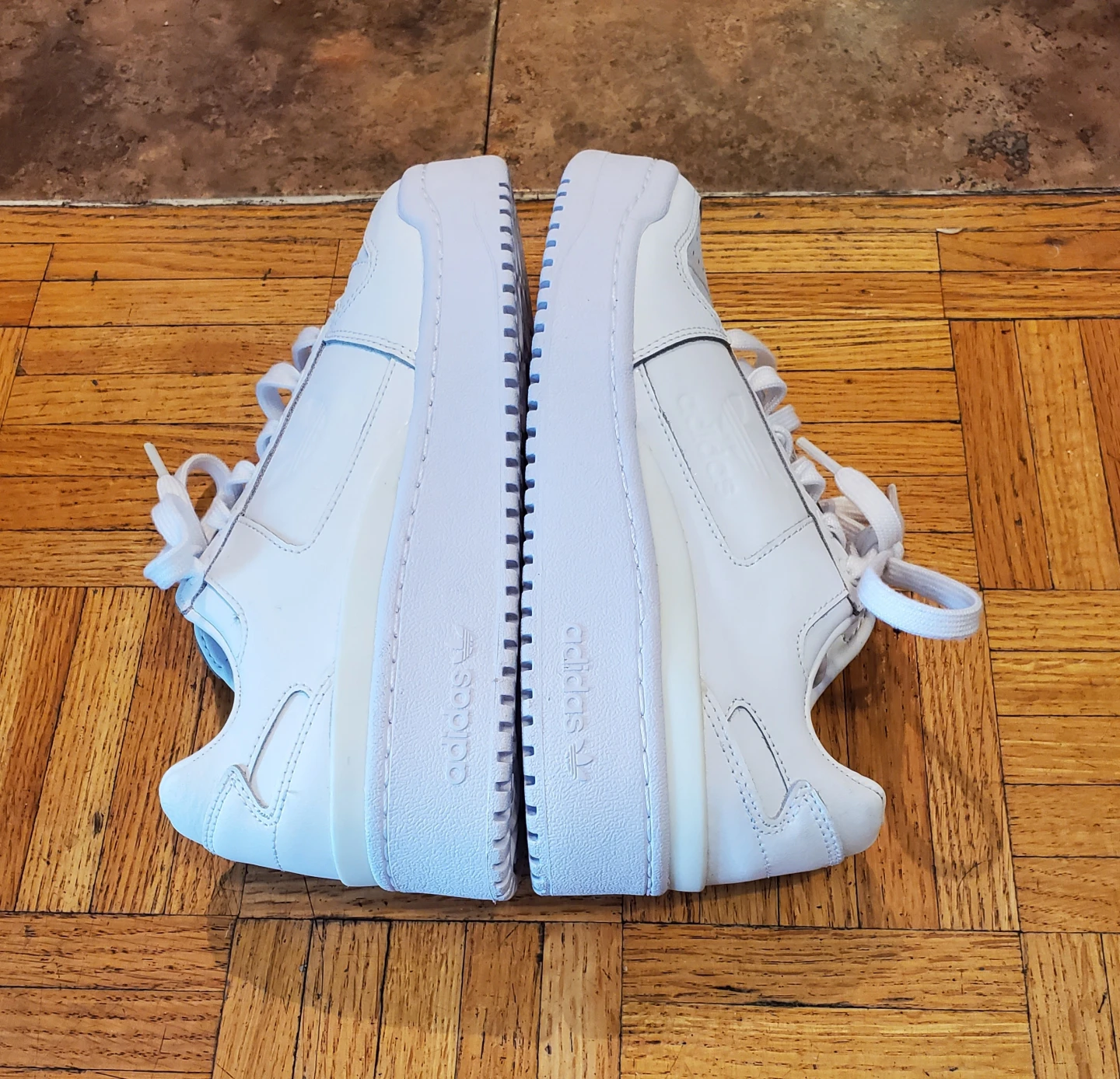 Original Adidas Shoes New Size 6.5 - photo 4