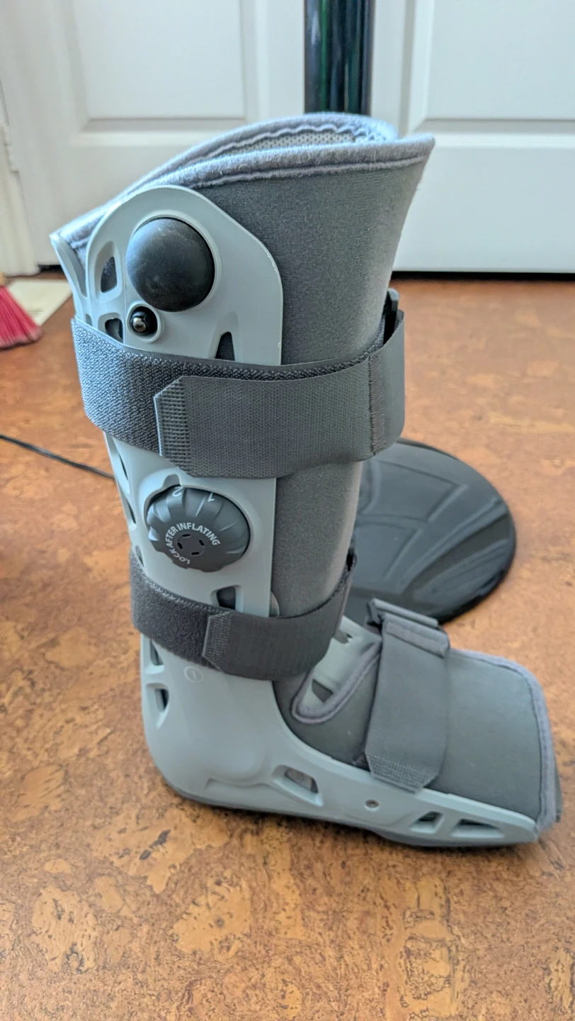 Aircast AirSelect Standard Walking Boot