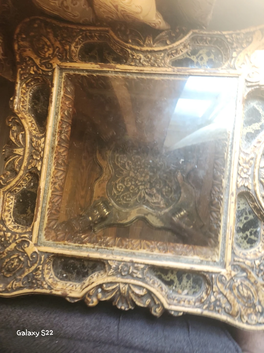 Ornate Gold Carved Accent Table with Mirrored Top - photo 2