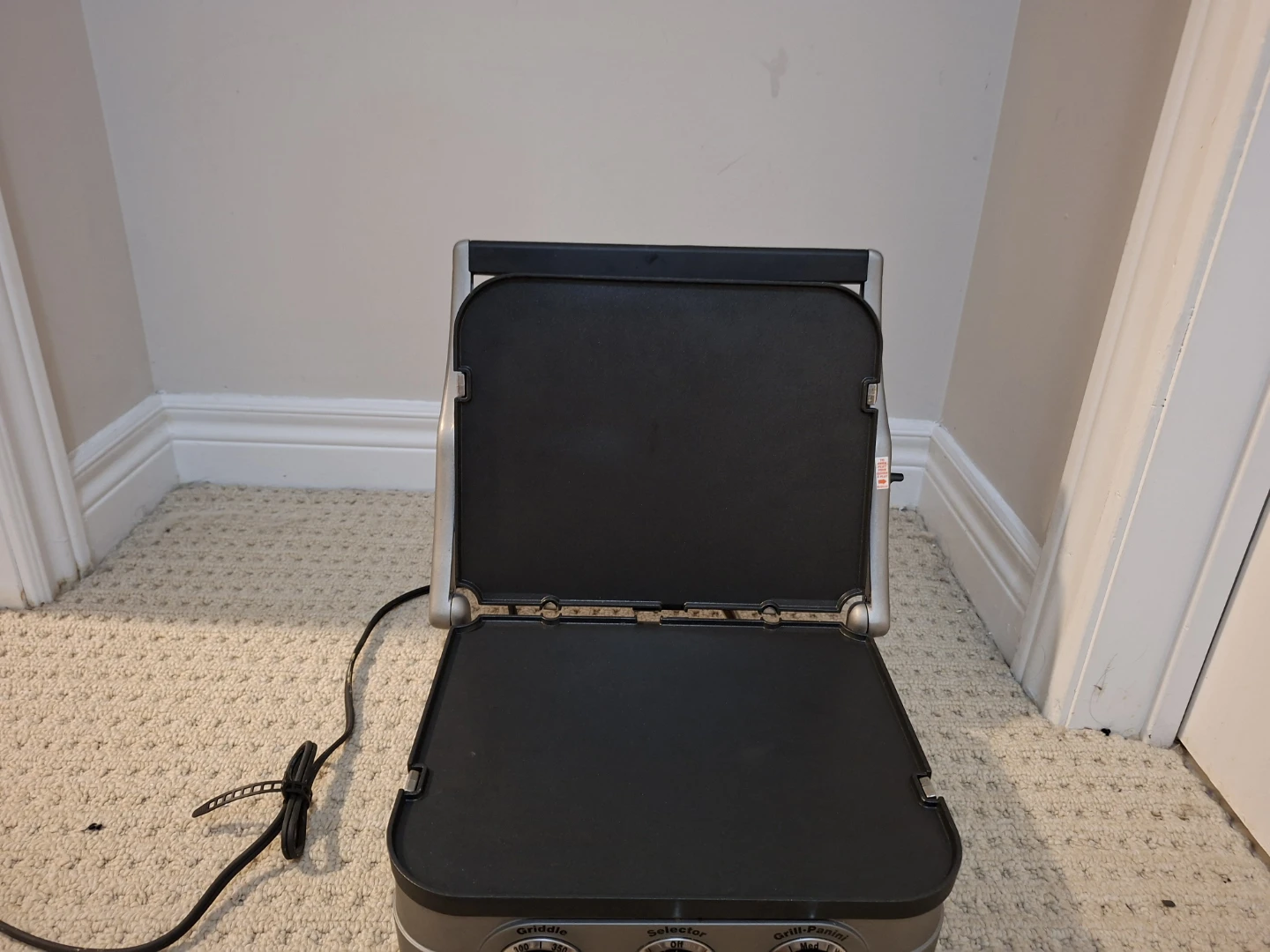 Cuisinart 5-in-1 Griddler with Reversible Nonstick Grill - photo 2