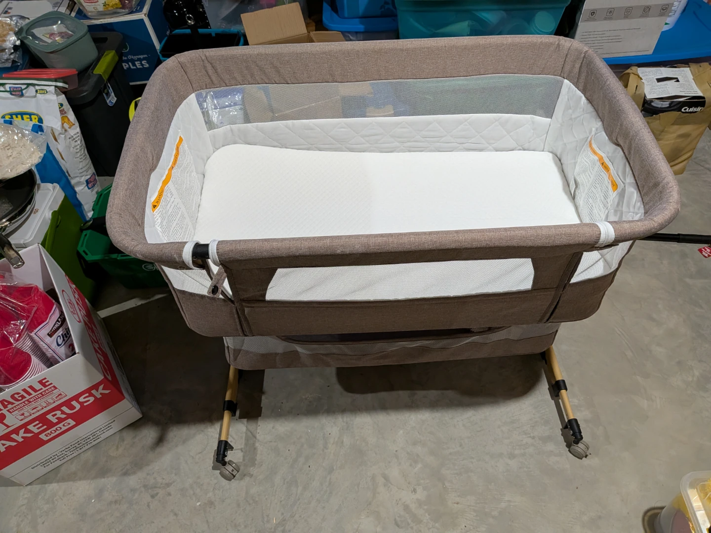 Never Used Bassinet - photo 3