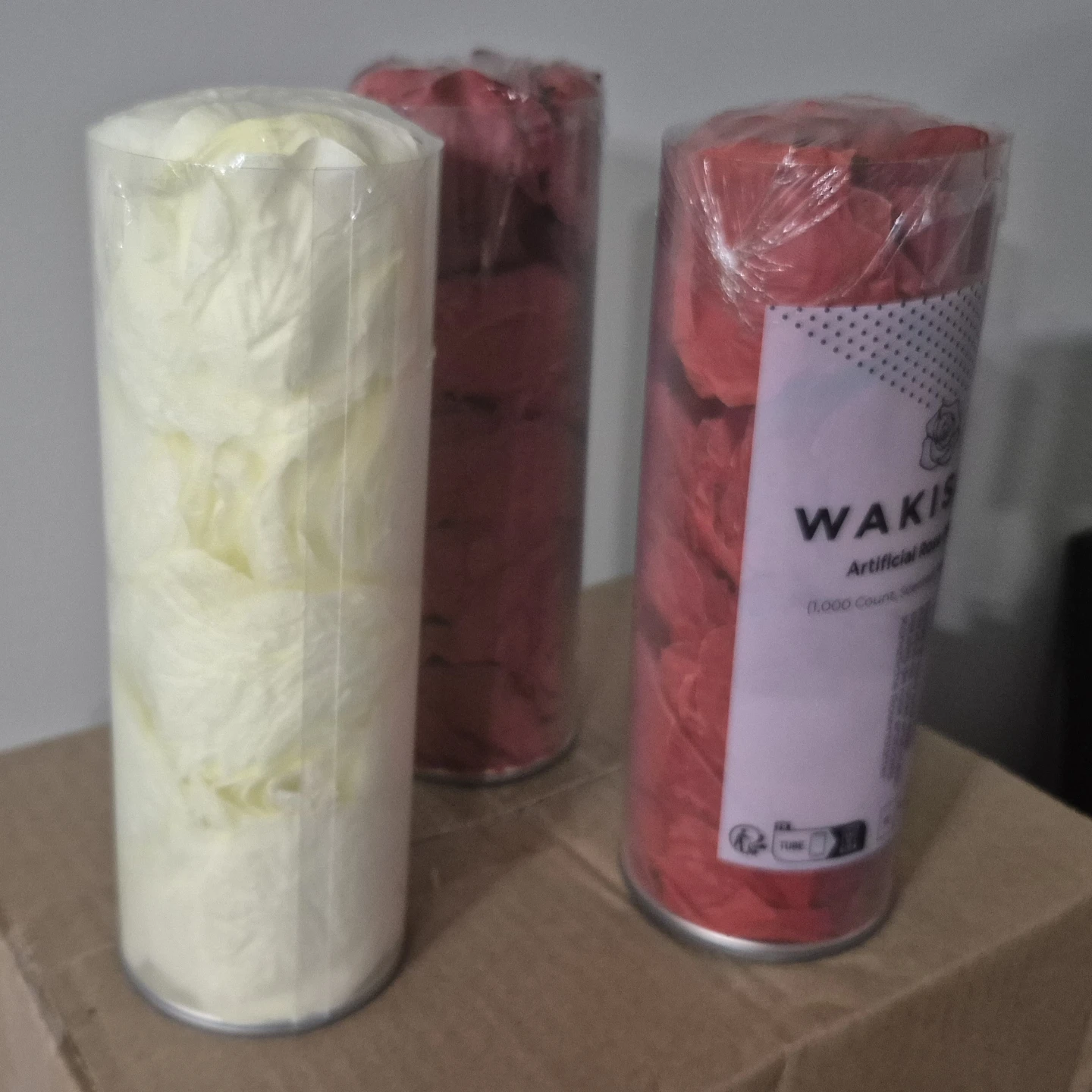 Artificial Rose Petals - 3 packs - photo 5