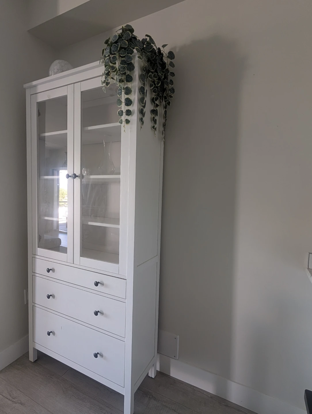 White Glass Door Cabinet with Drawers - photo 2