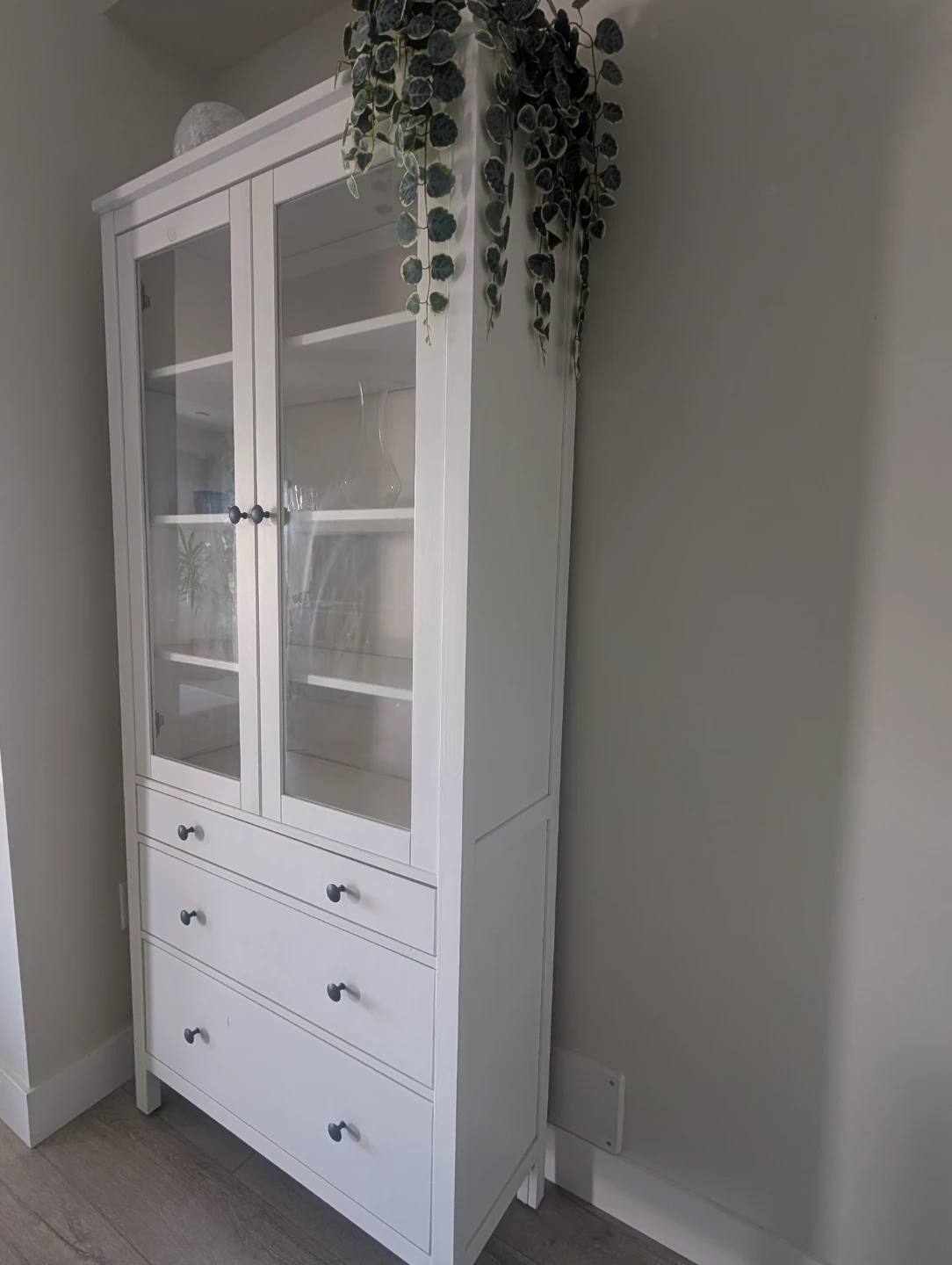 White Glass Door Cabinet with Drawers - photo 3