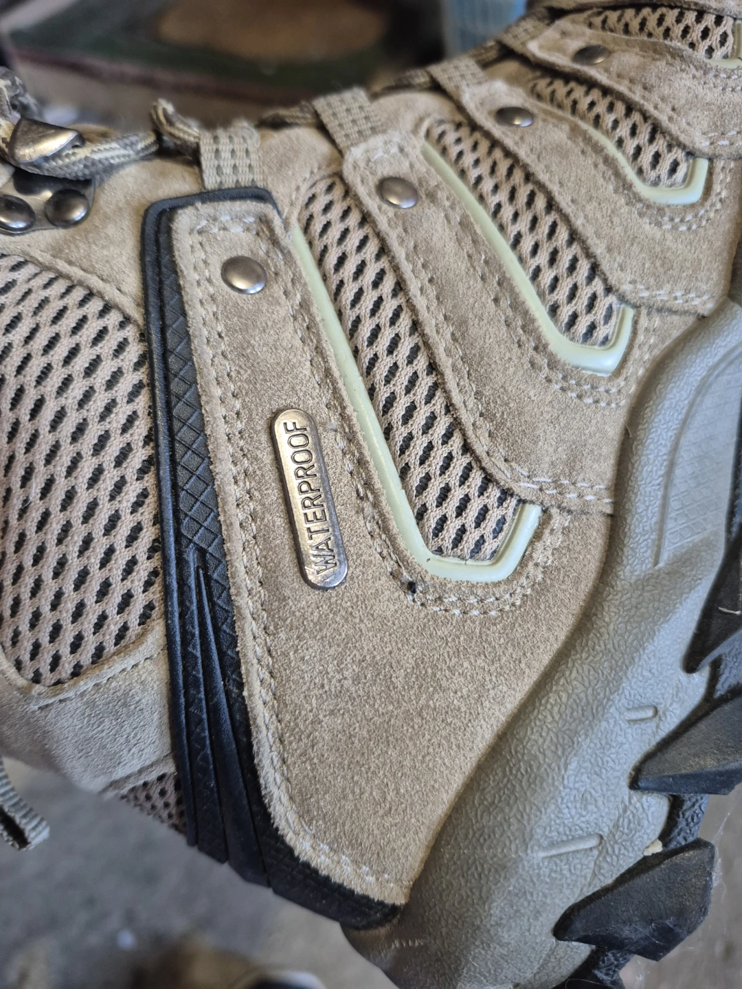 Redhead ladies hiking boots size 6 - photo 2