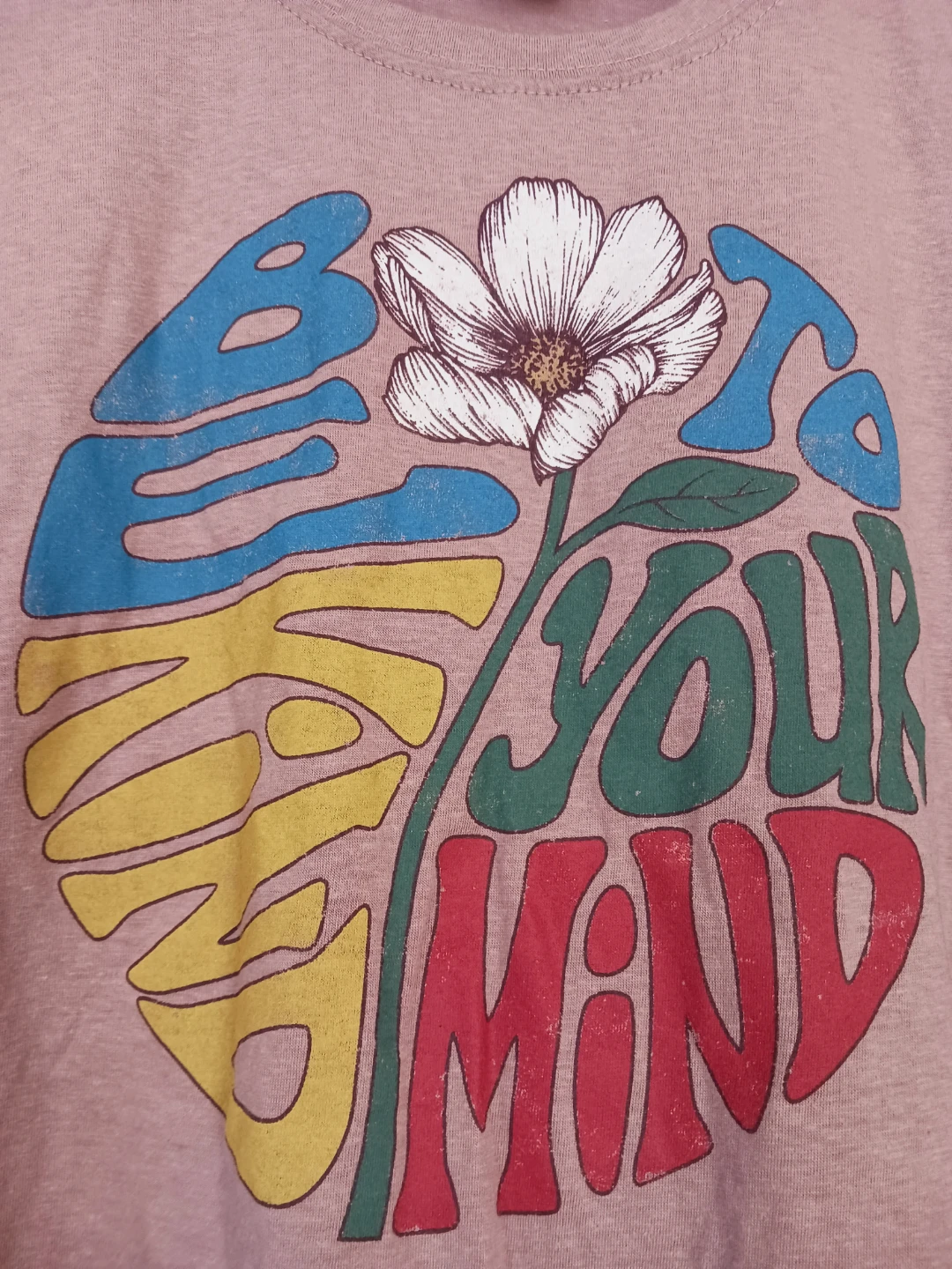 New !! "Be Kind To Your Mind" Graphic T-Shirt. Size M. - photo 3