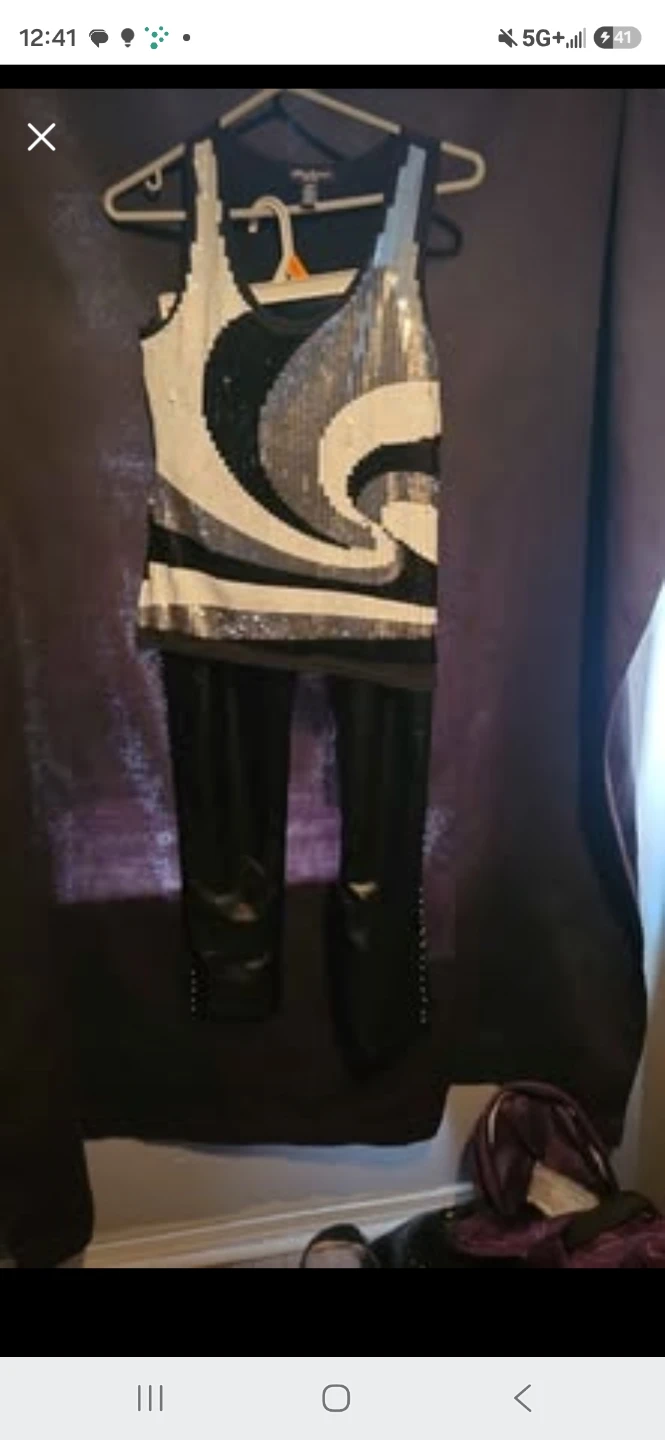 New never worn cute Black faux leather pants and sequin top - photo 5
