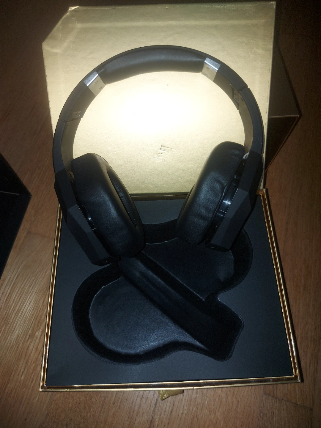 WRAPSODY WIRELESS HEADPHONES  BRAND NEW - photo 3
