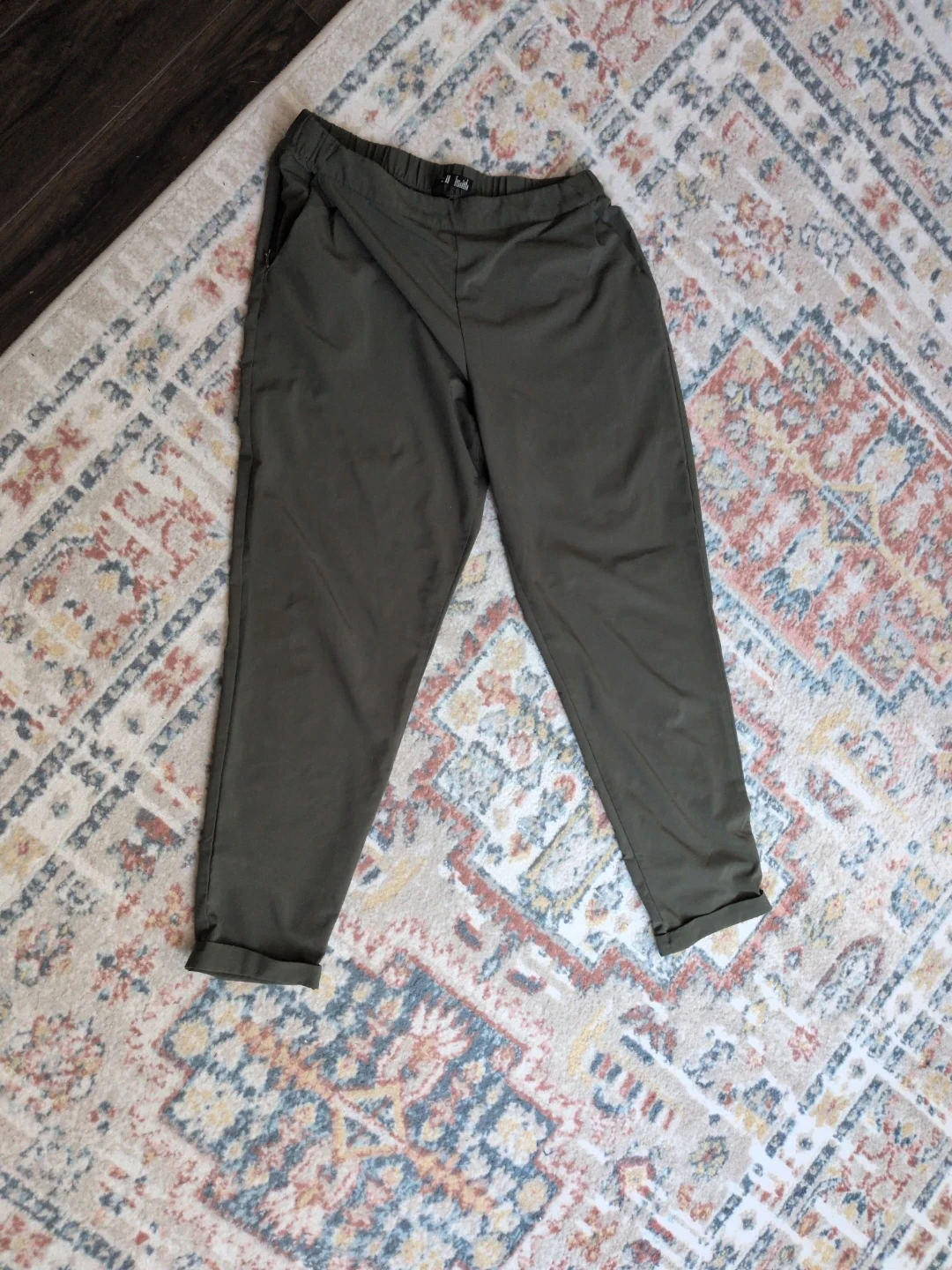 MEC Women's Pants Olive Green Size S