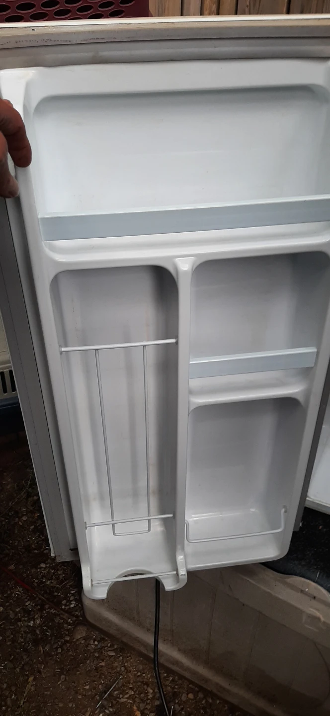 Compact Refrigerator - photo 3