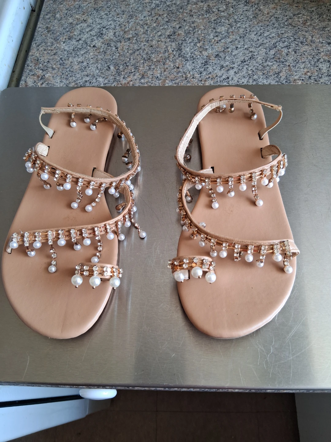 Women's Embellished Flat Sandals Size 8