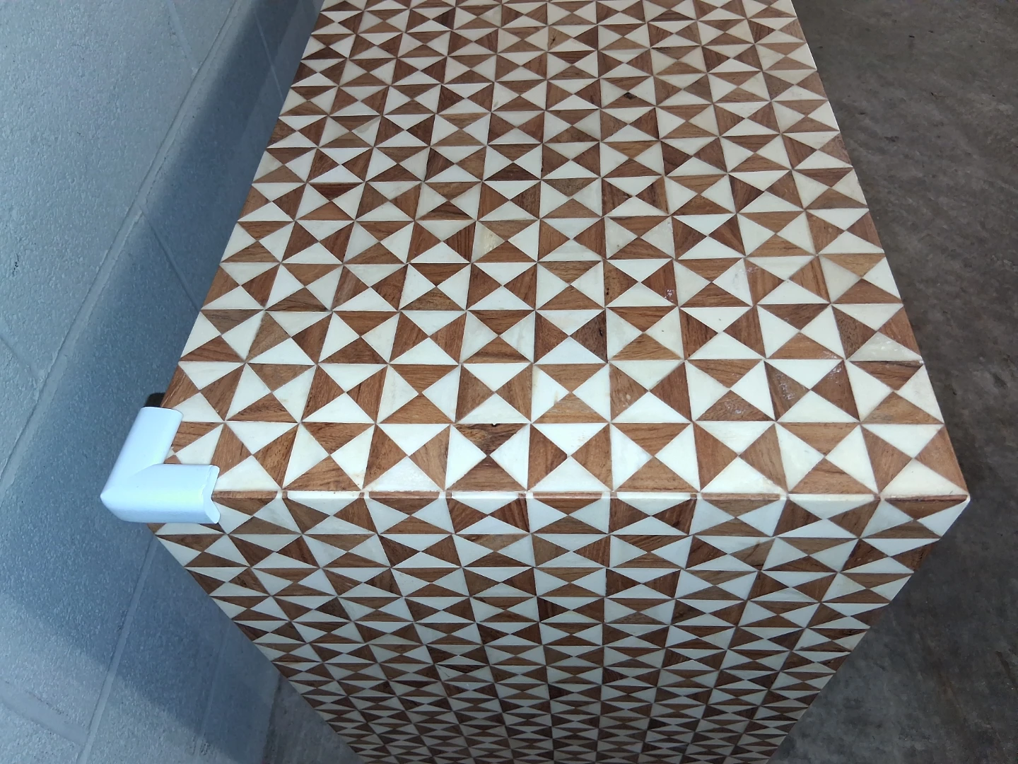 Mosaic Console Table - Geometric Wood and Ivory Pattern - photo 5