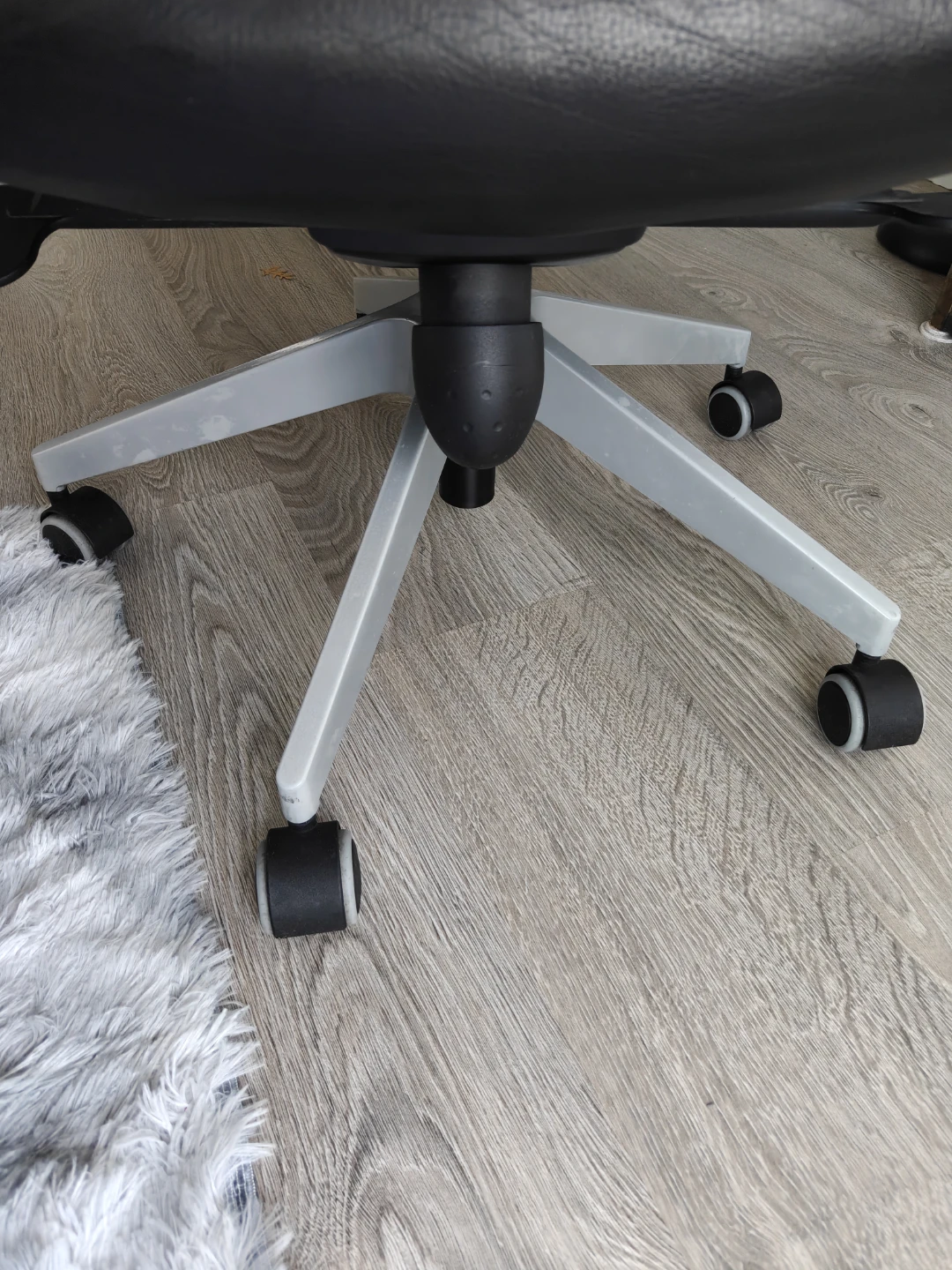 IKEA Markus office chair - photo 4