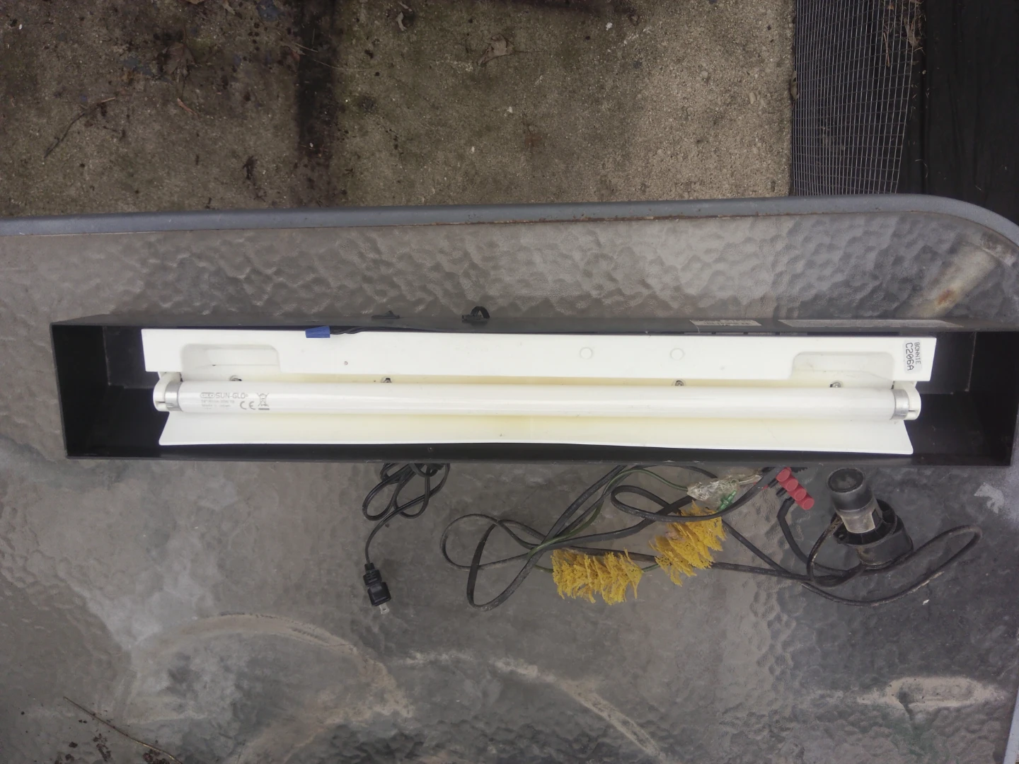 All-Glass Aquarium 30" Fluorescent Aquarium Reflector Light - photo 2