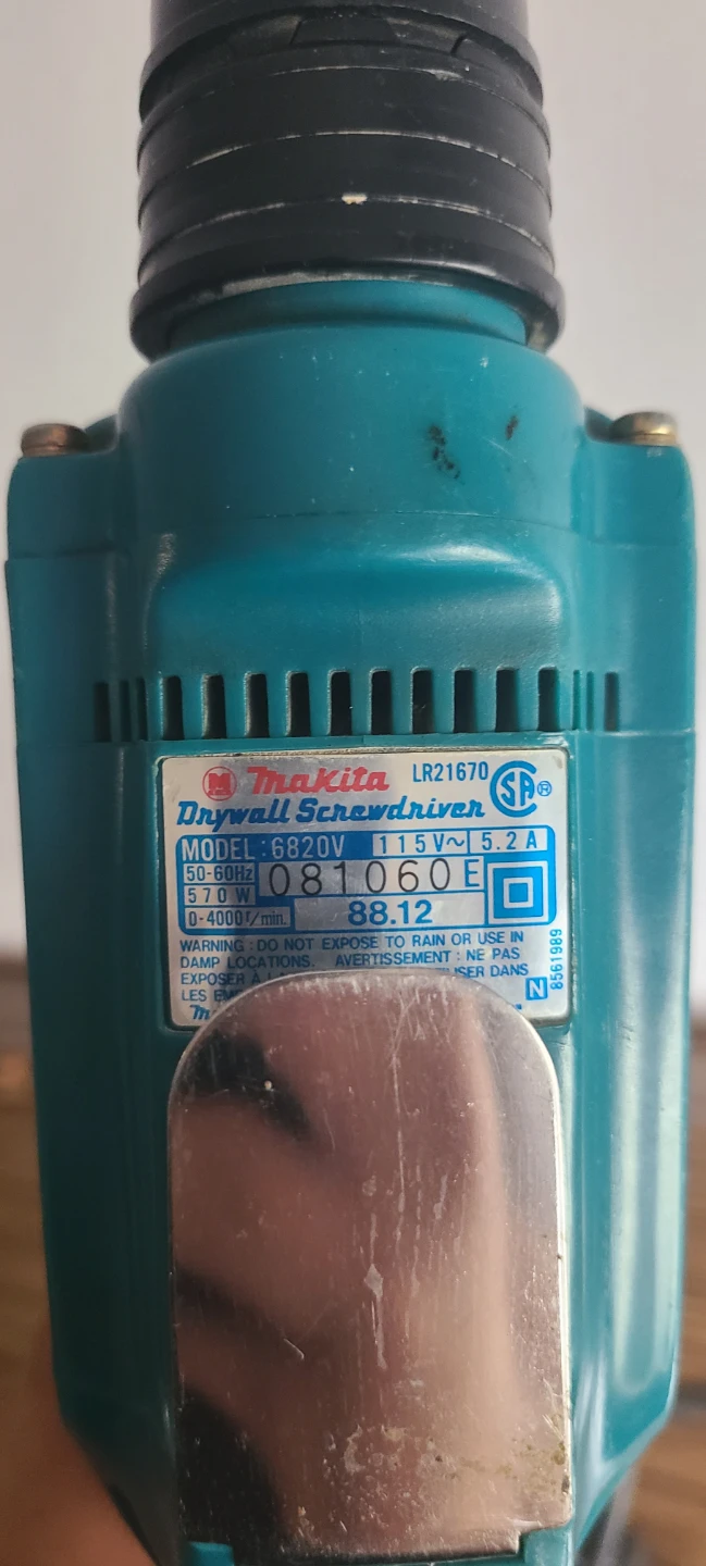 Makita 6820V Corded 5.2A 115v Drywall Screwdriver Power Tool - photo 4