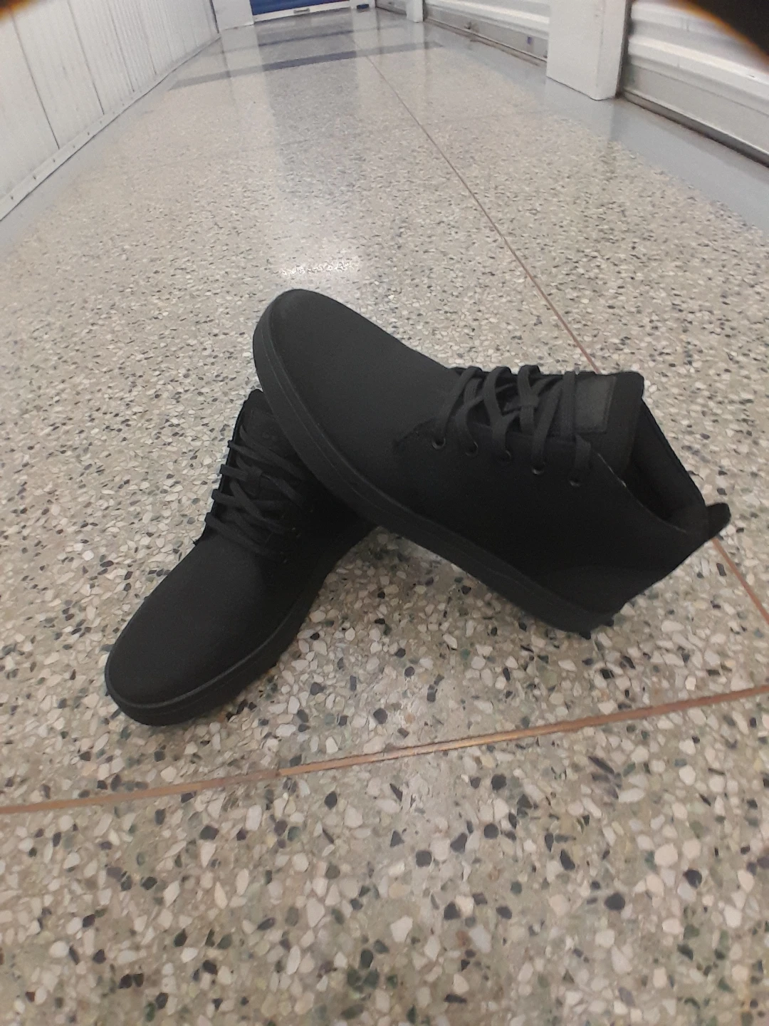 Black Chukka Original Timberland  Premium  Men's Size 9 - photo 2