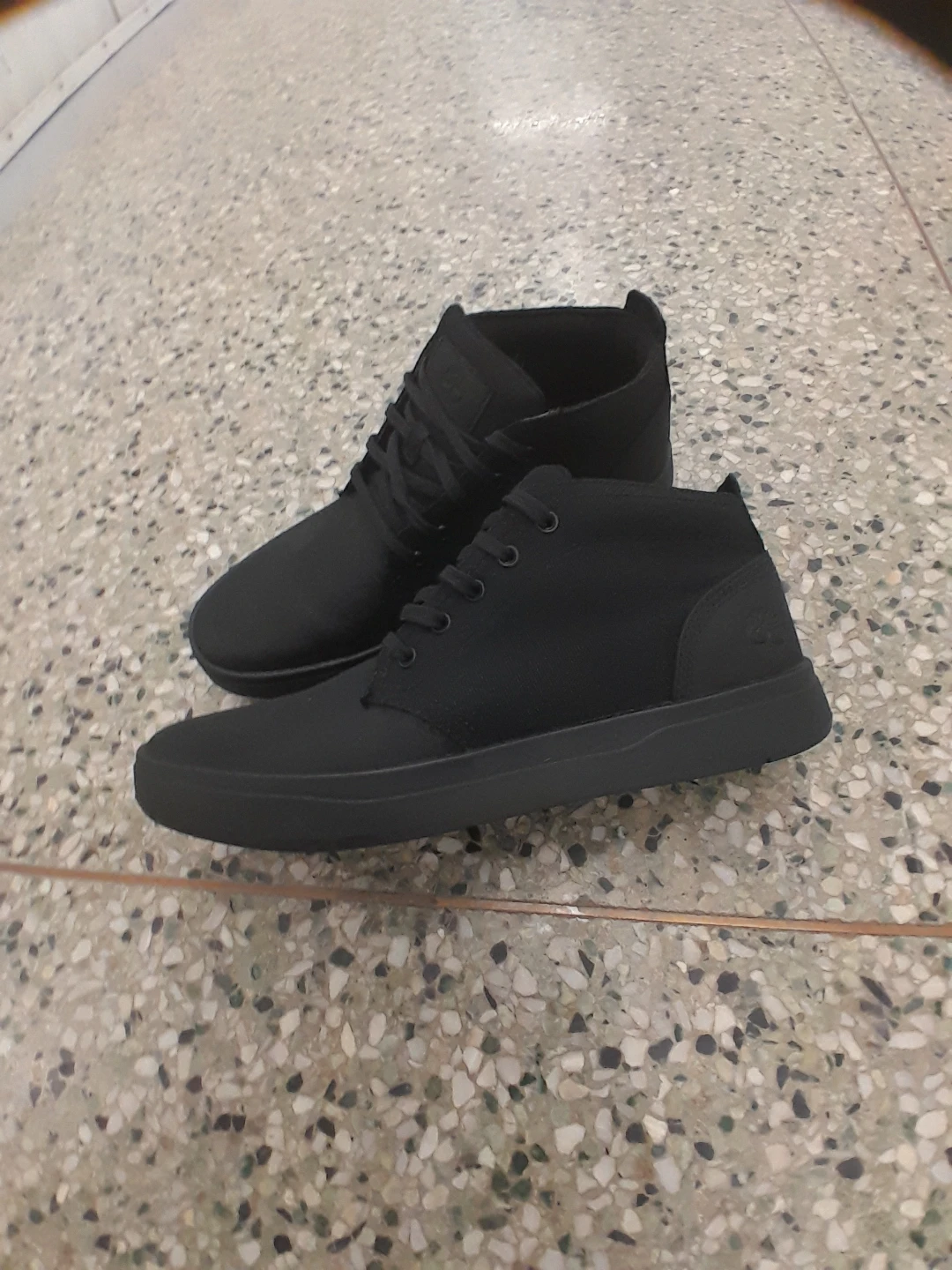 Black Chukka Original Timberland  Premium  Men's Size 9 - photo 3