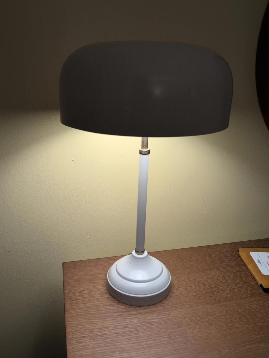 Modern White Mushroom Table Lamp – Excellent Condition - photo 2