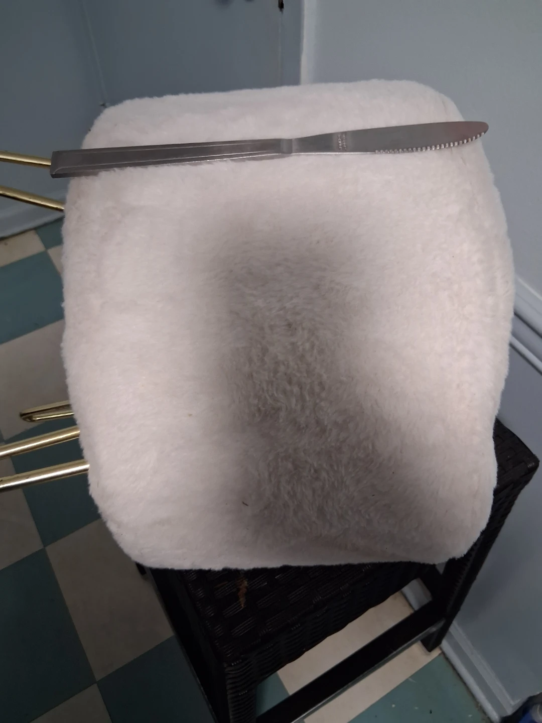 White Fluffy Ottoman Stool with Gold Legs - photo 4