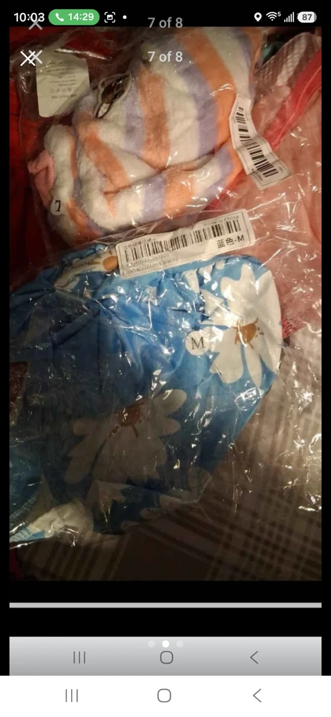 Dog clothing (female) size Med