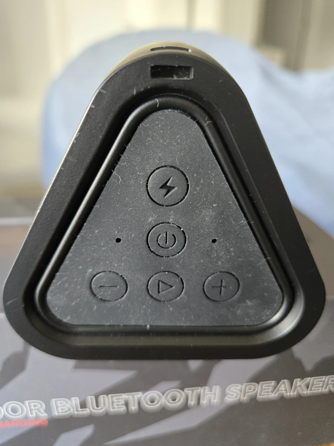 High Sierra Outdoor Bluetooth Speaker with Wireless Charging - photo 4